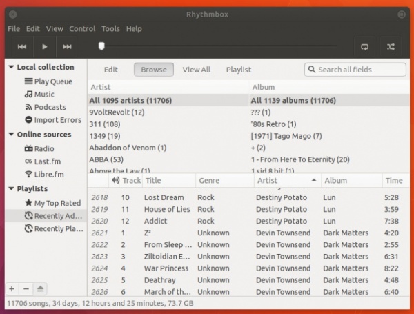 图二：Rhythmbox 界面简单直接。