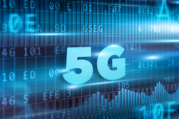 智能连接:5G与人工智能、物联网和AR的融合